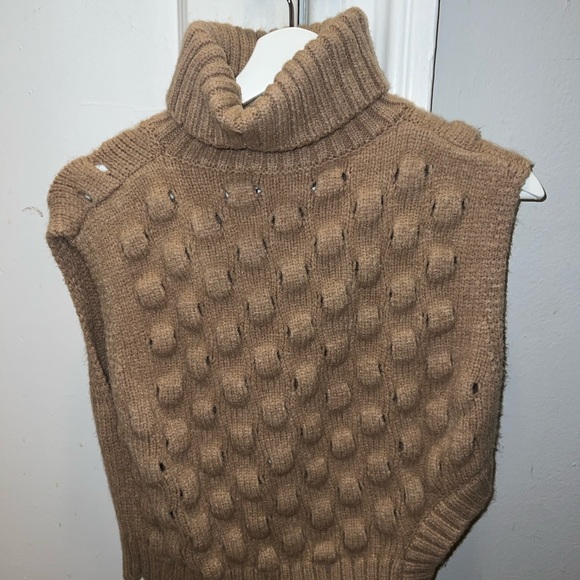 Chunky Knit Turtleneck Sweater Vest - Brown - Picture 7 of 10